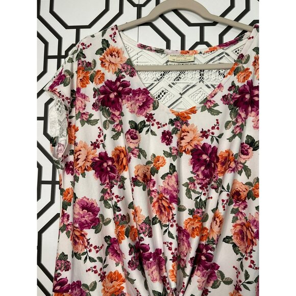 Bobbie Brooks Ladies V Neck, Lace Super Soft , Stretchy Blouse Size 1X Plus Size - Picture 4 of 6